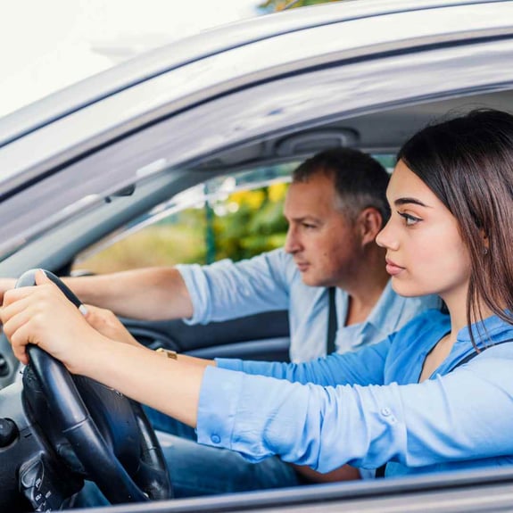 Top 6 Reasons People Fail the Driving Test in Dubai